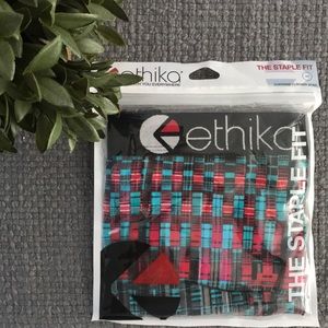 Ethika NWT-Large ‘The Staple Fit’ Multi-Color
